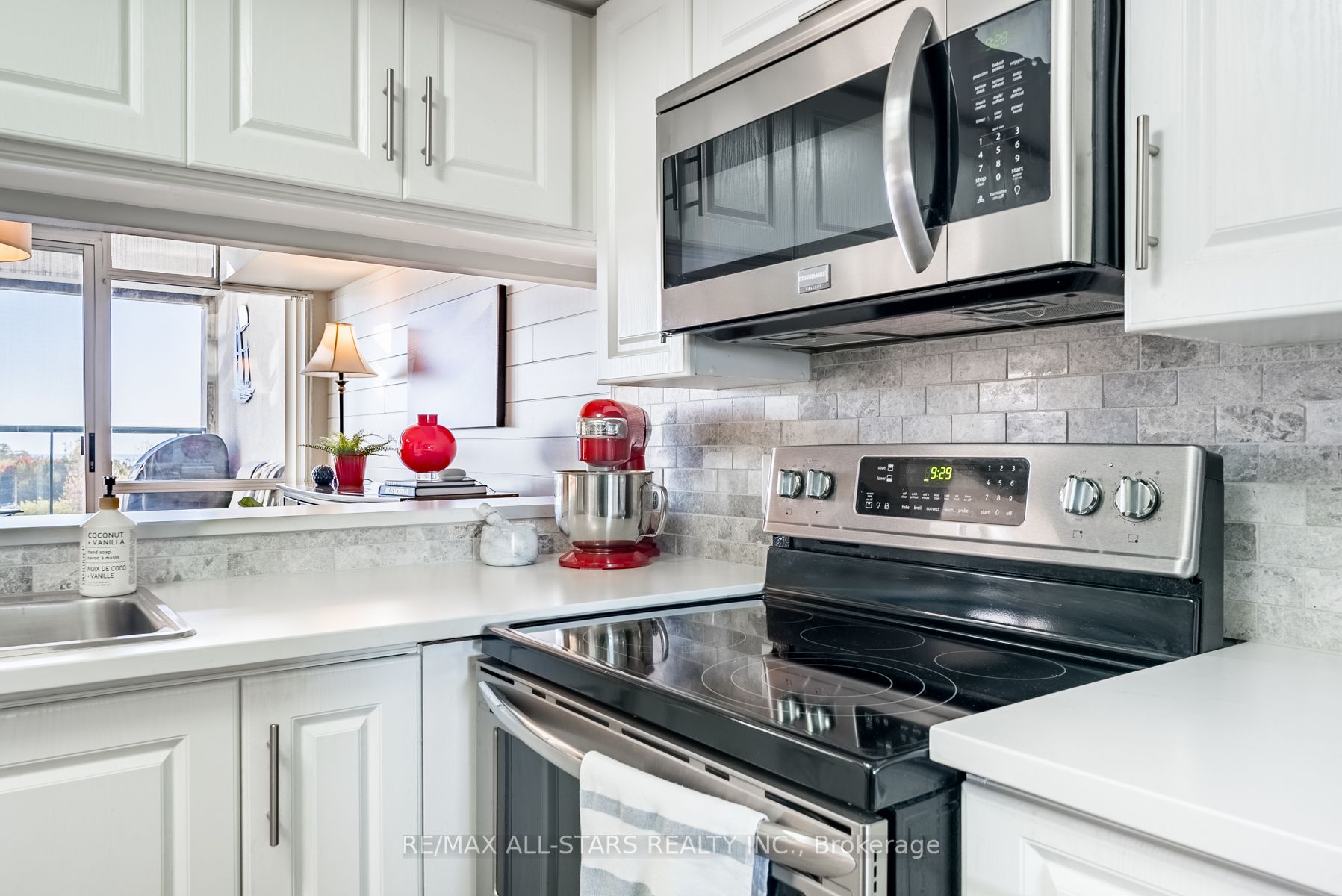 25 Cumberland Lane, #503