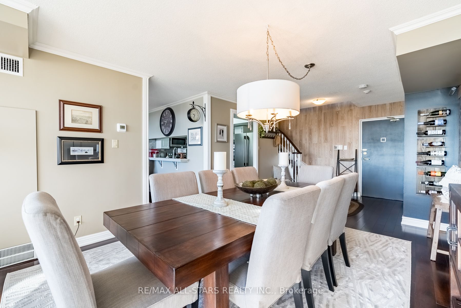 25 Cumberland Lane, #503