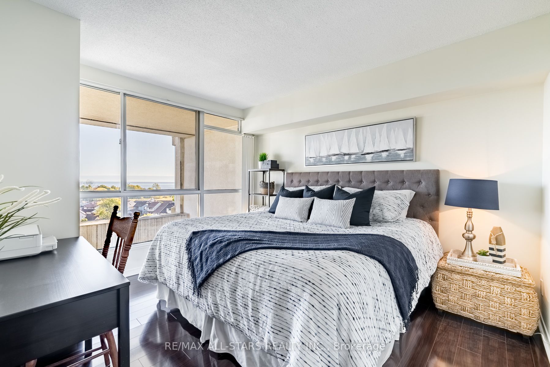 25 Cumberland Lane, #503