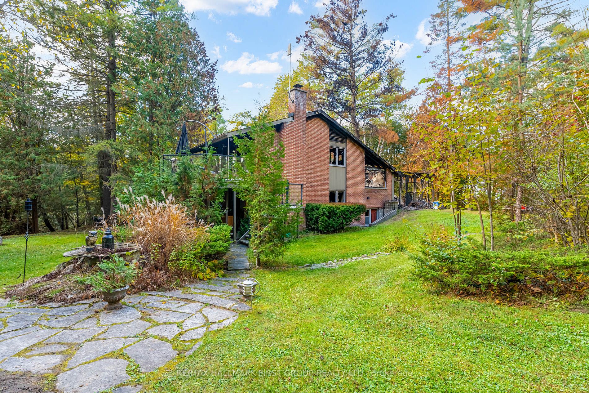 3335 Greenwood Rd