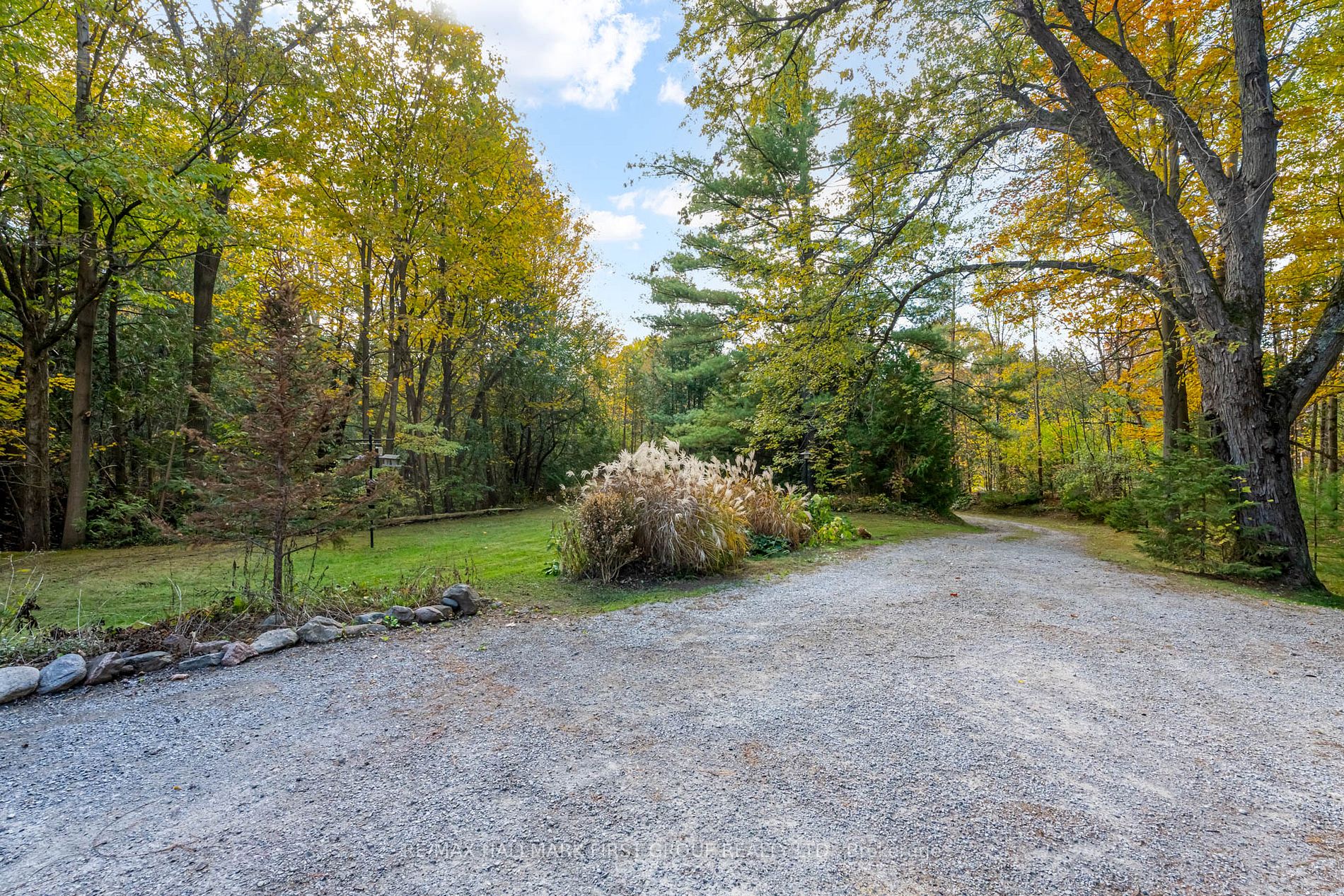 3335 Greenwood Rd