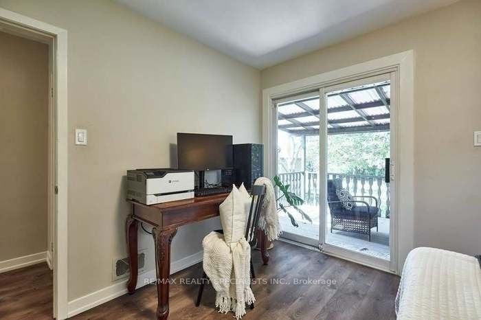 280 Malaga Road, #Upper