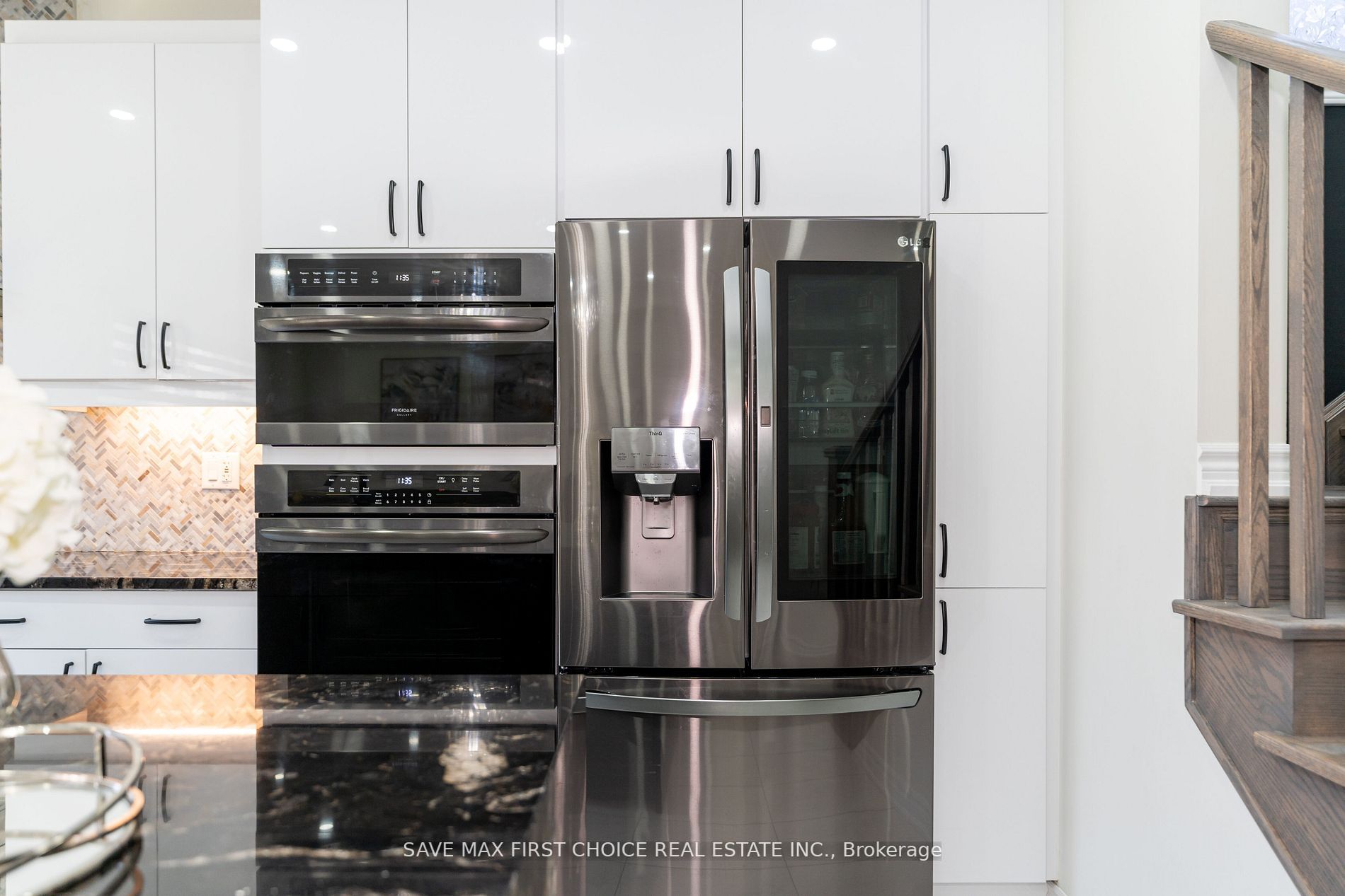44 Broden Cres