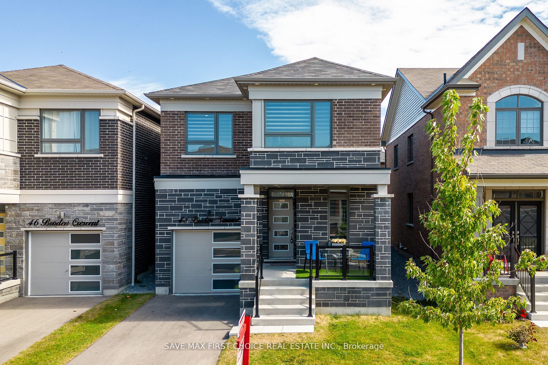 44 Broden Cres