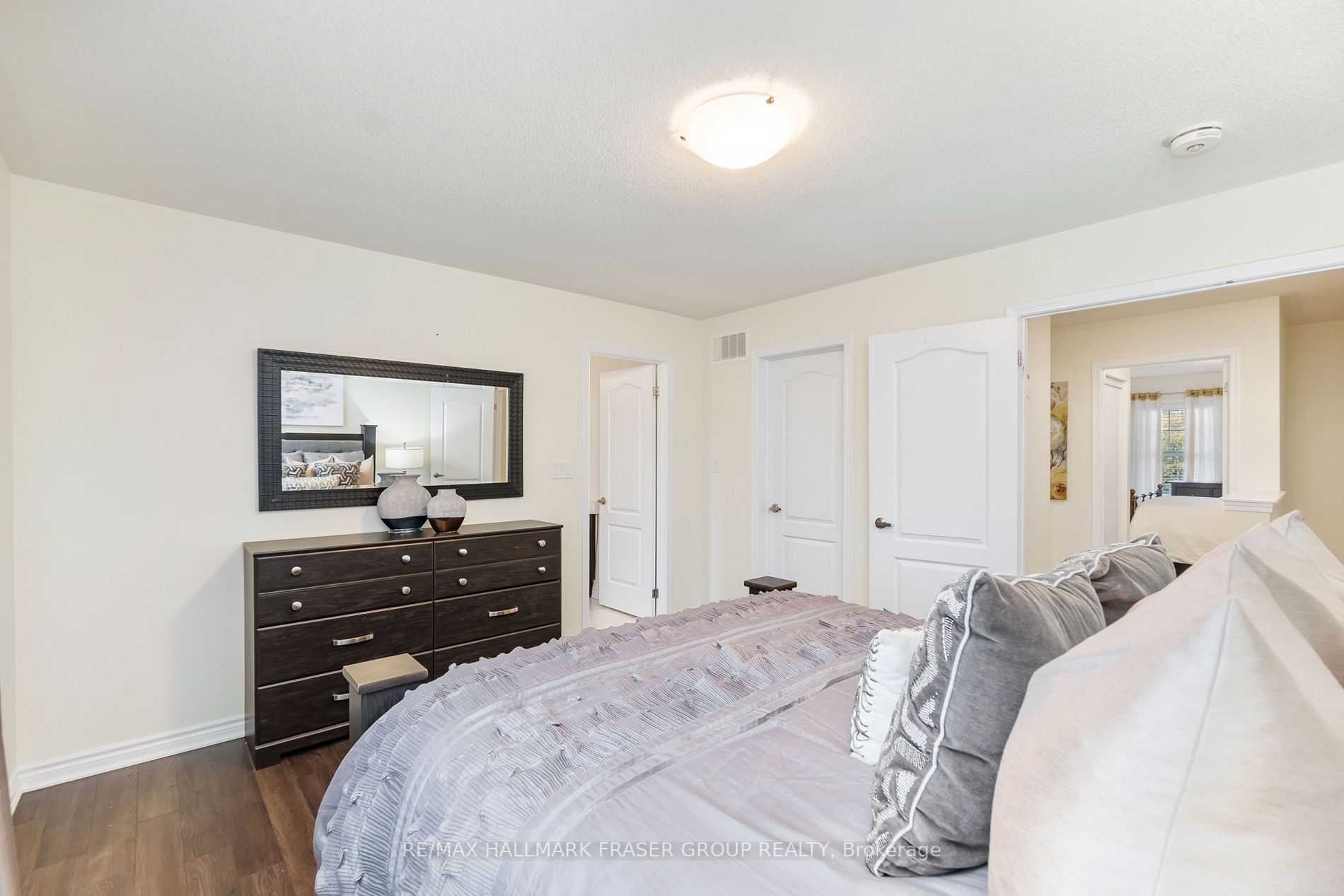 2452 Fall Harvest Cres