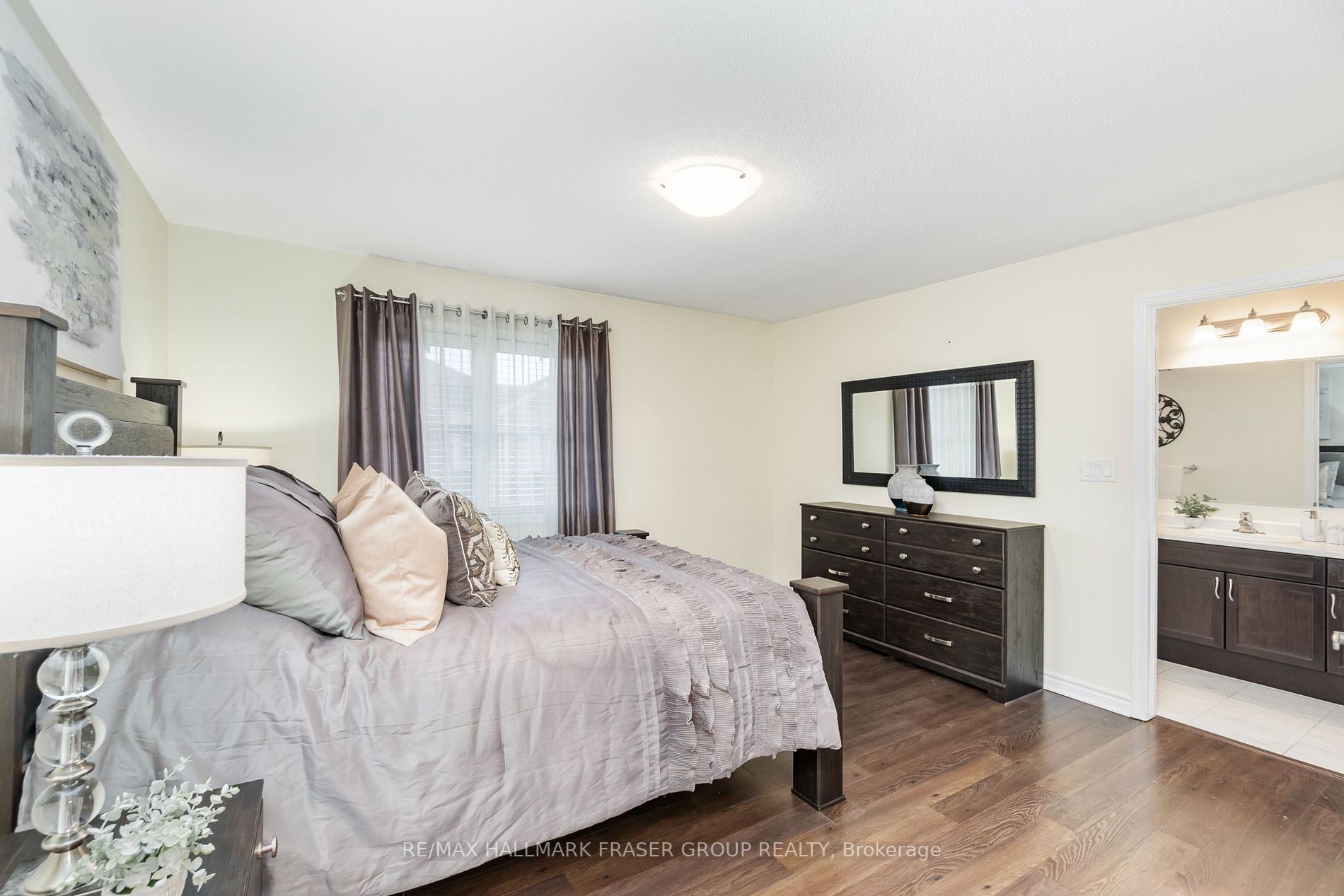 2452 Fall Harvest Cres