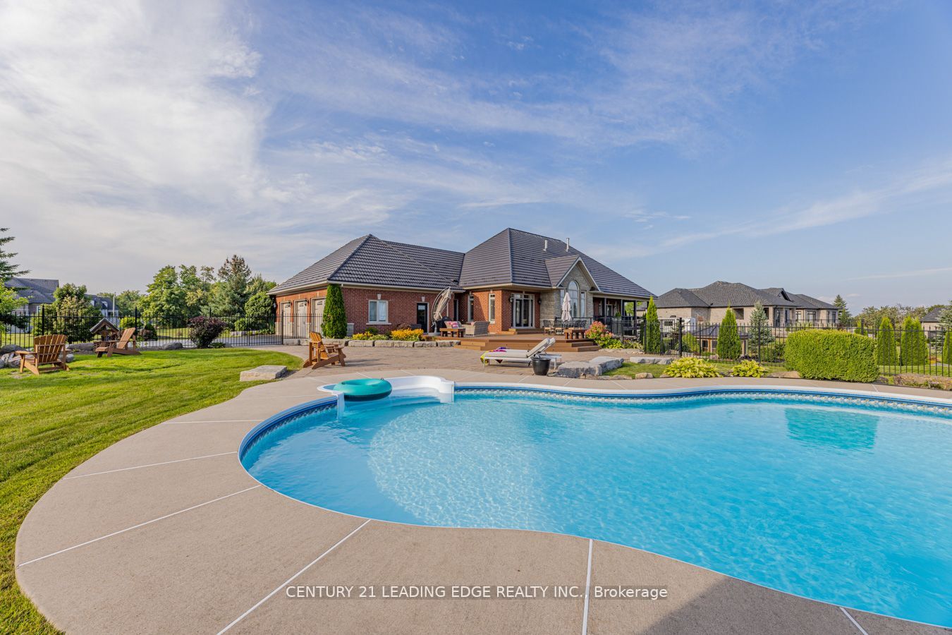 7 Clyde Crt