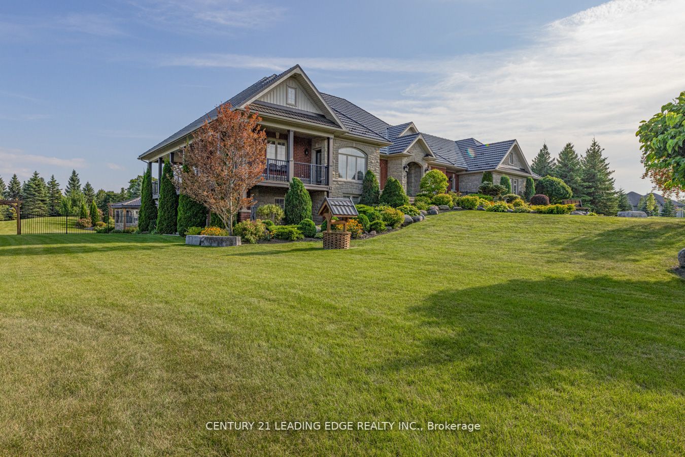 7 Clyde Crt