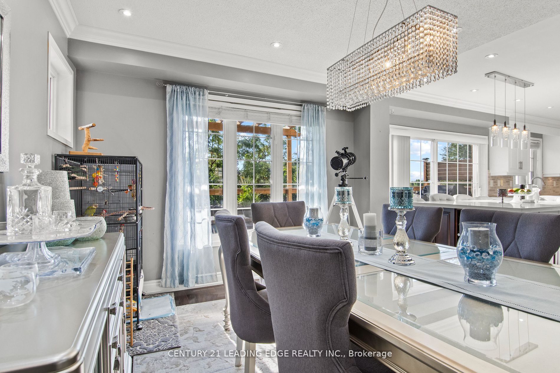 25 HASKELL Avenue
