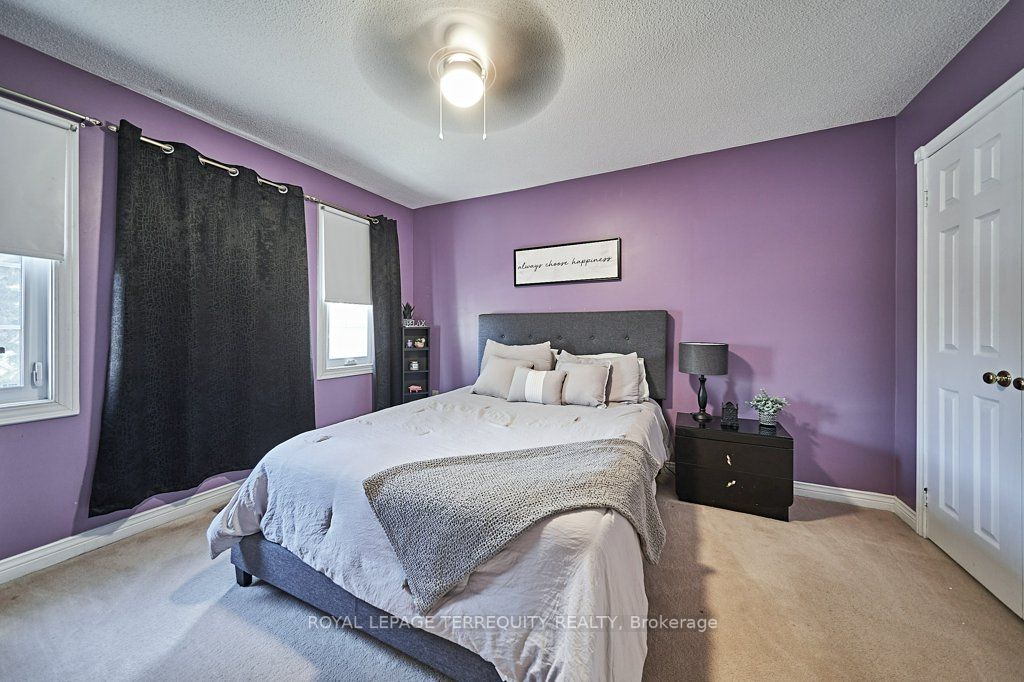 8 Erickson Dr
