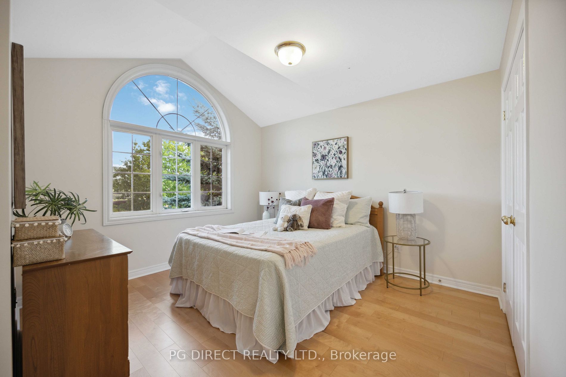 54 James Rowe Dr