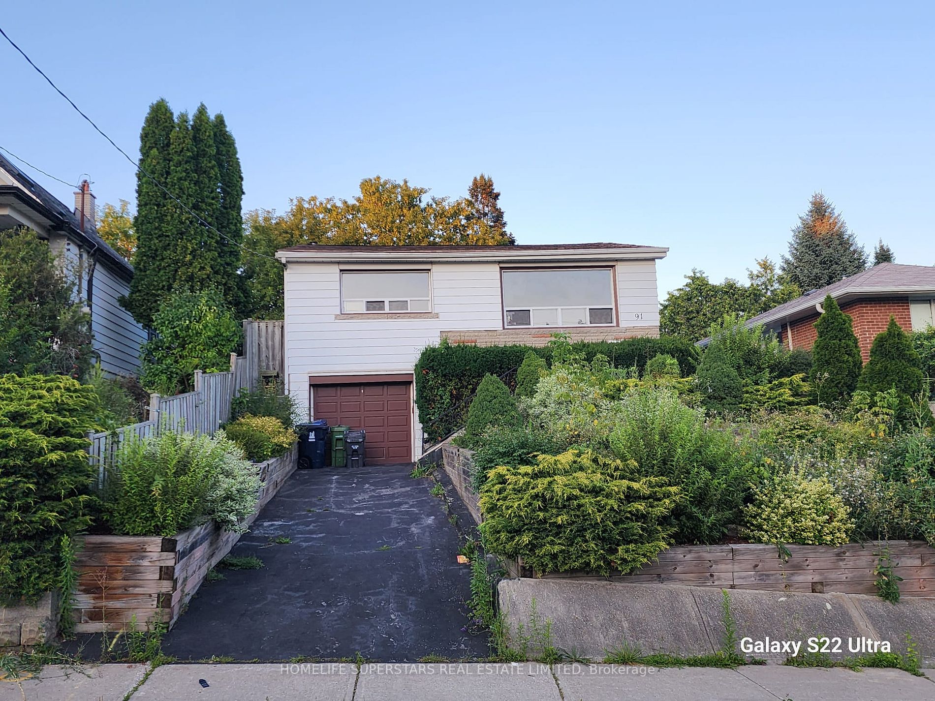 91 Pitt Avenue