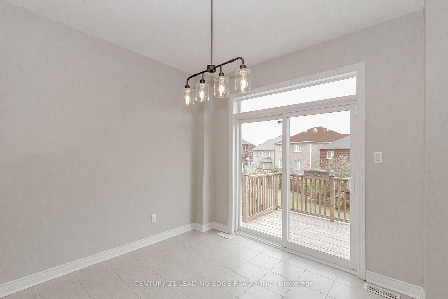 25 Keith-Wright Cres