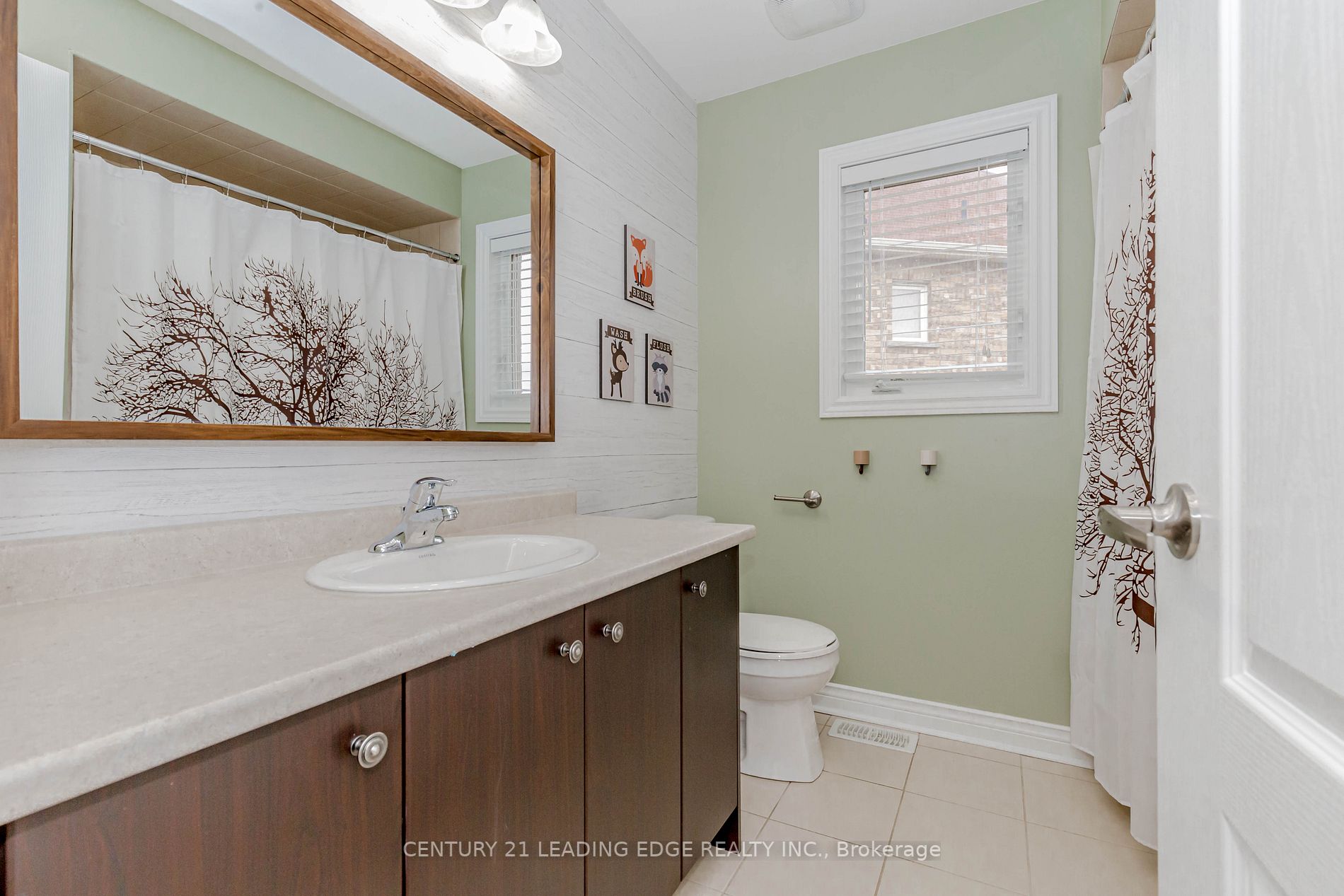 25 Keith-Wright Cres