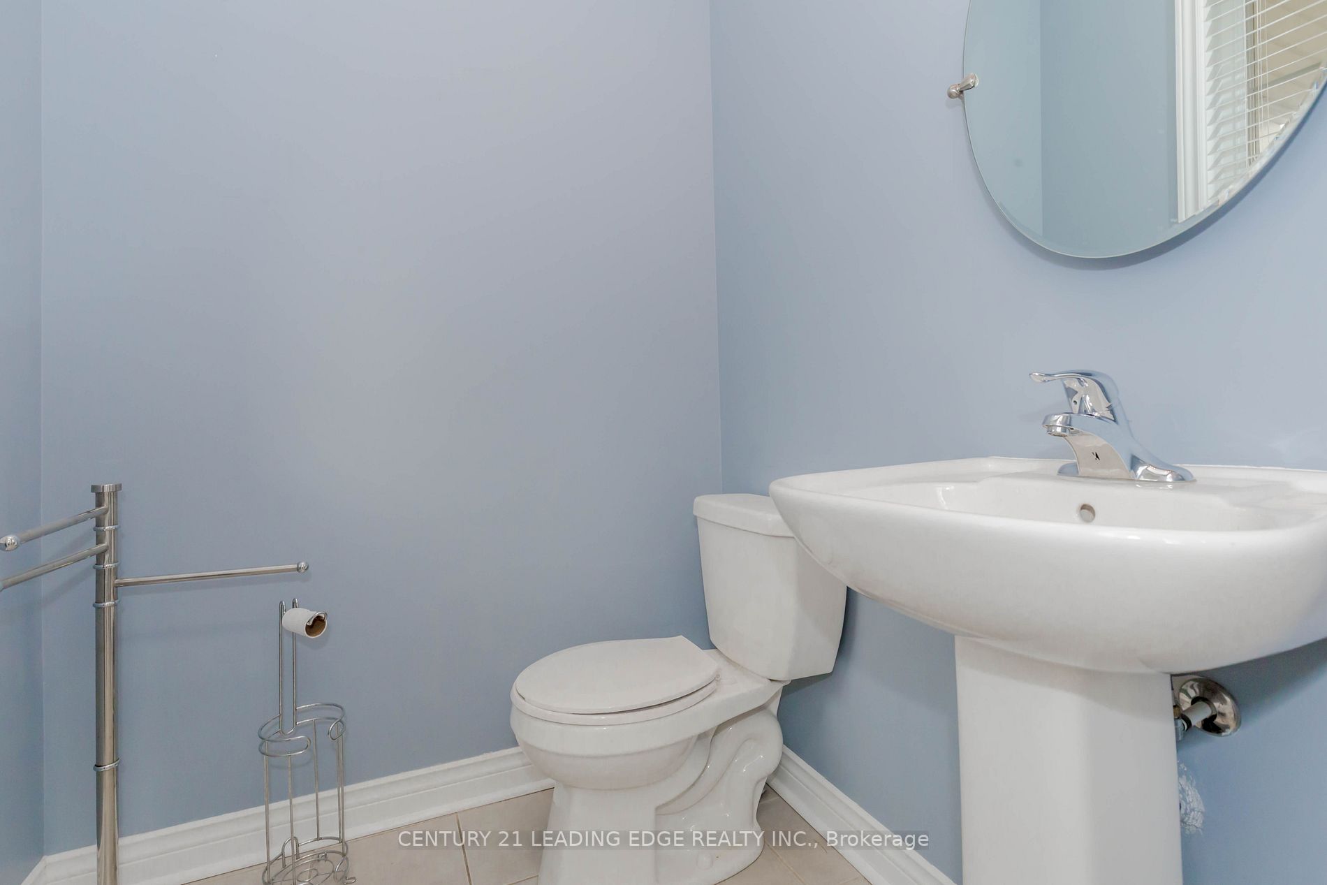 25 Keith-Wright Cres