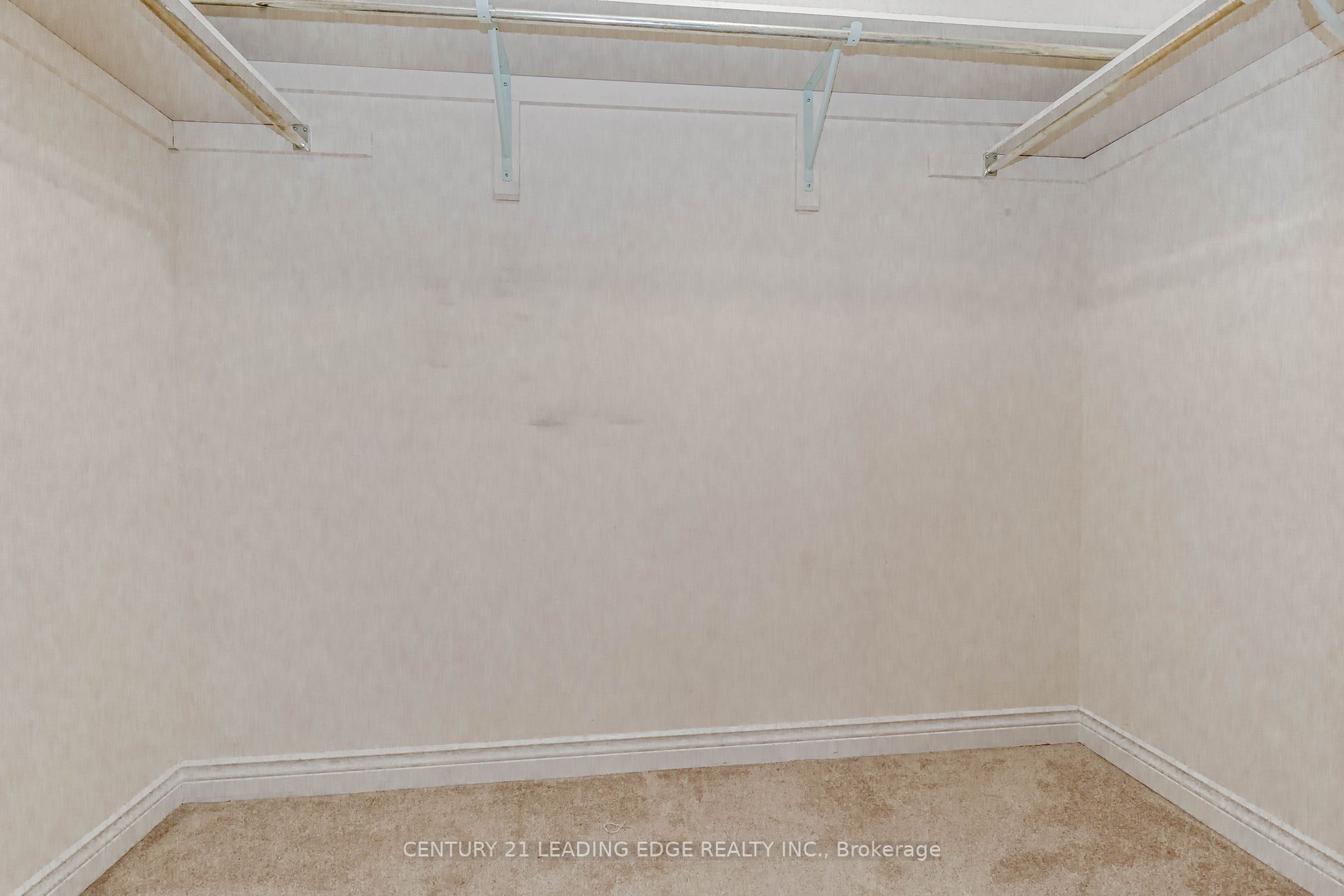 25 Keith-Wright Cres