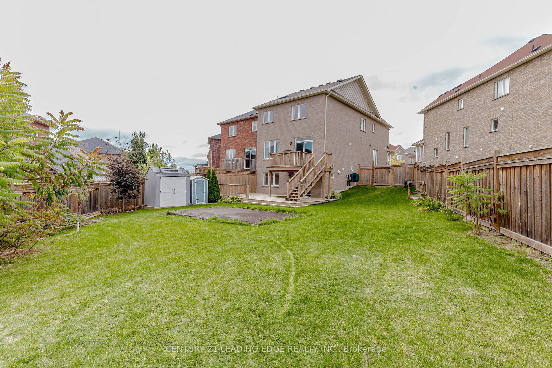 25 Keith-Wright Cres