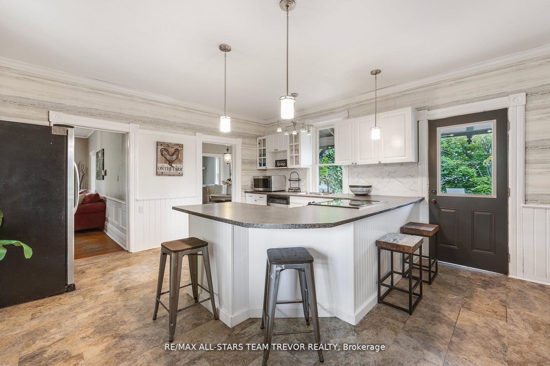 4020 Edgerton Rd