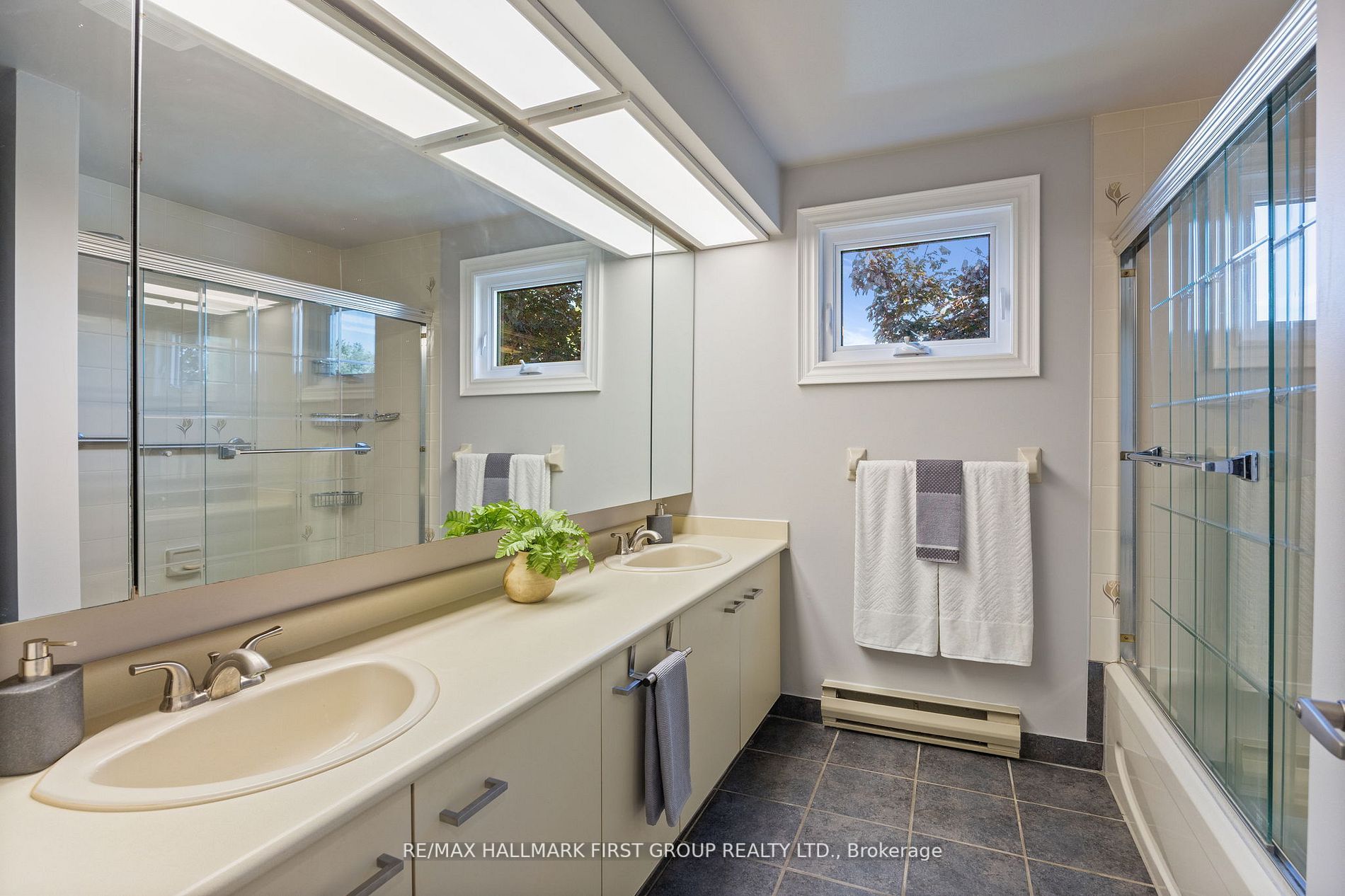 1 Mclellan Dr