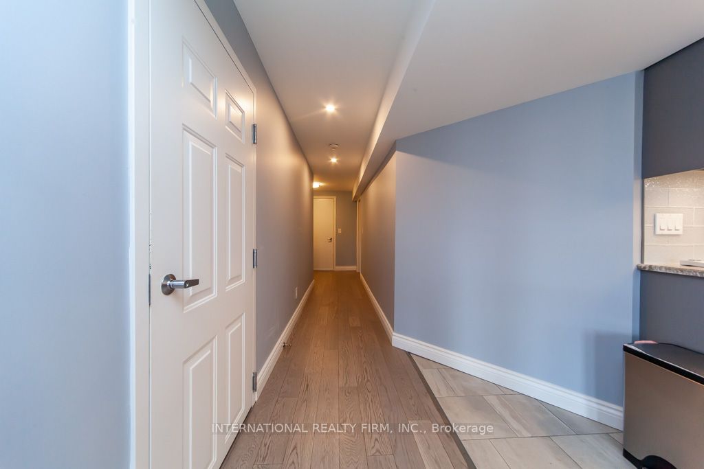 55 Barchard St