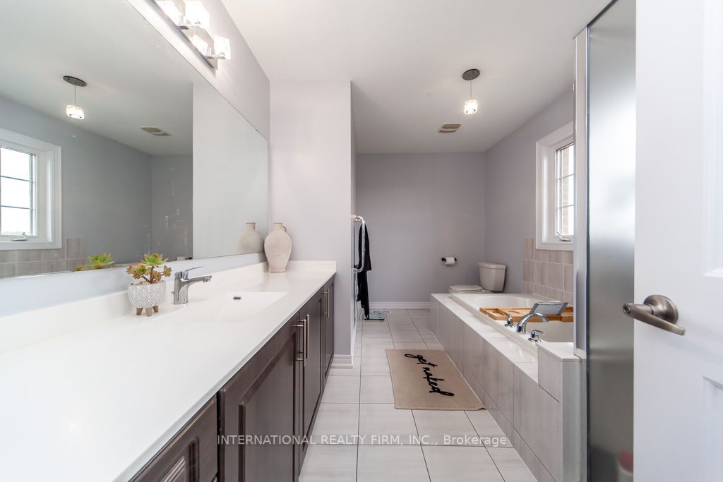 55 Barchard St