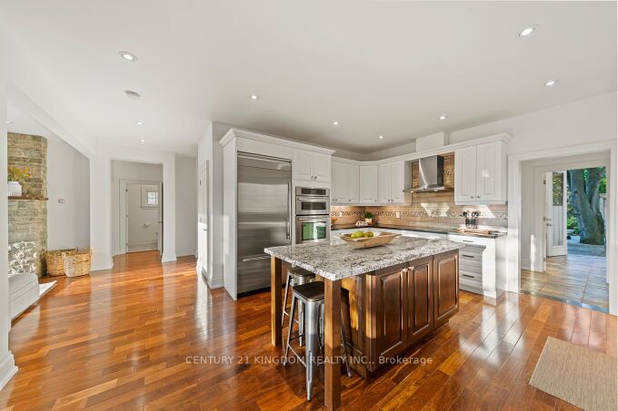 1445 Old Forest Road