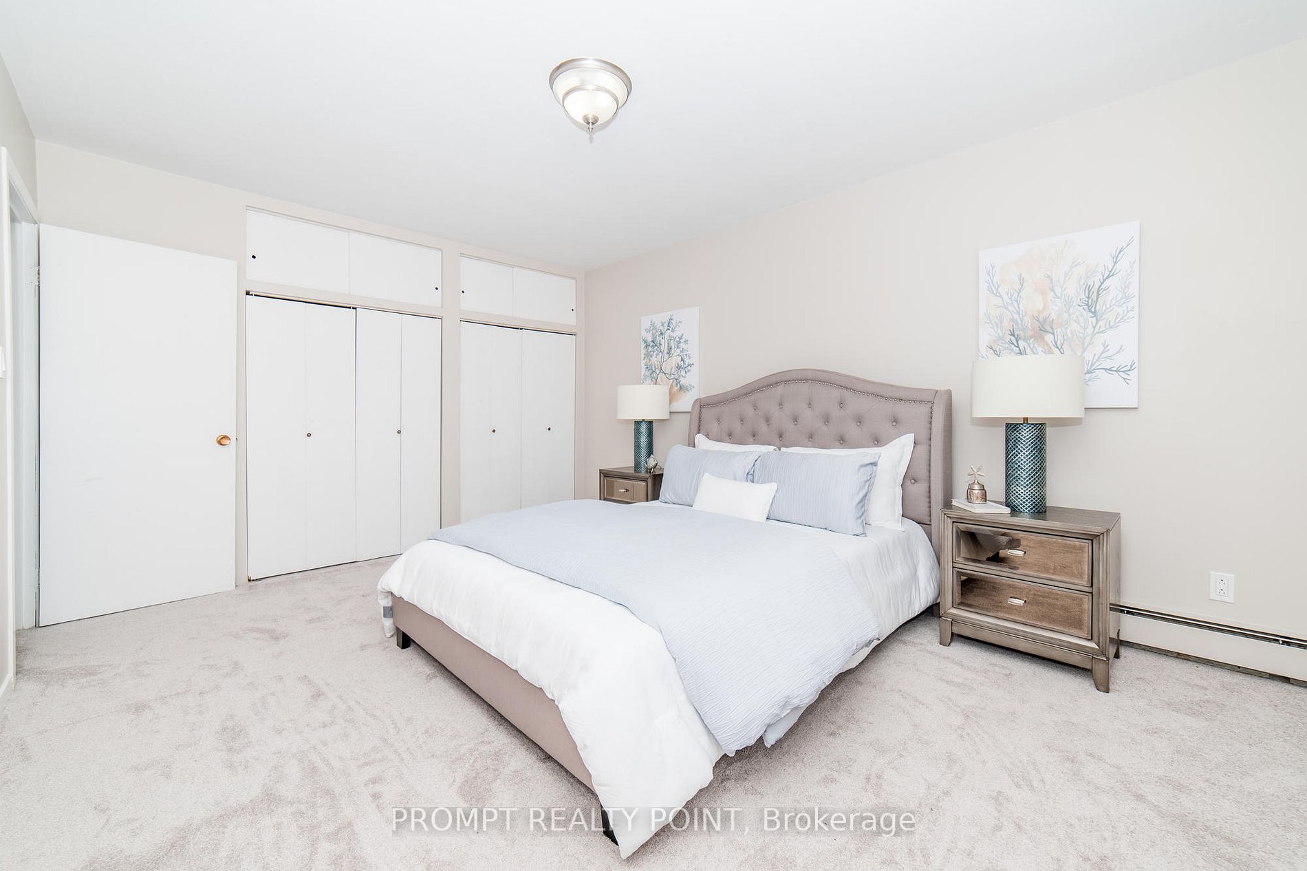 637 Breezy Dr
