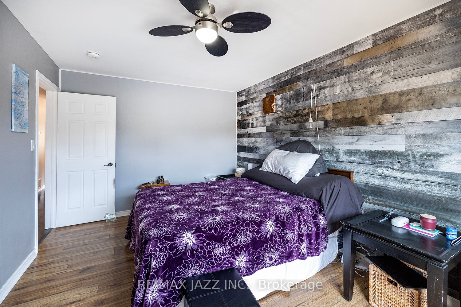 1348 Belair Cres