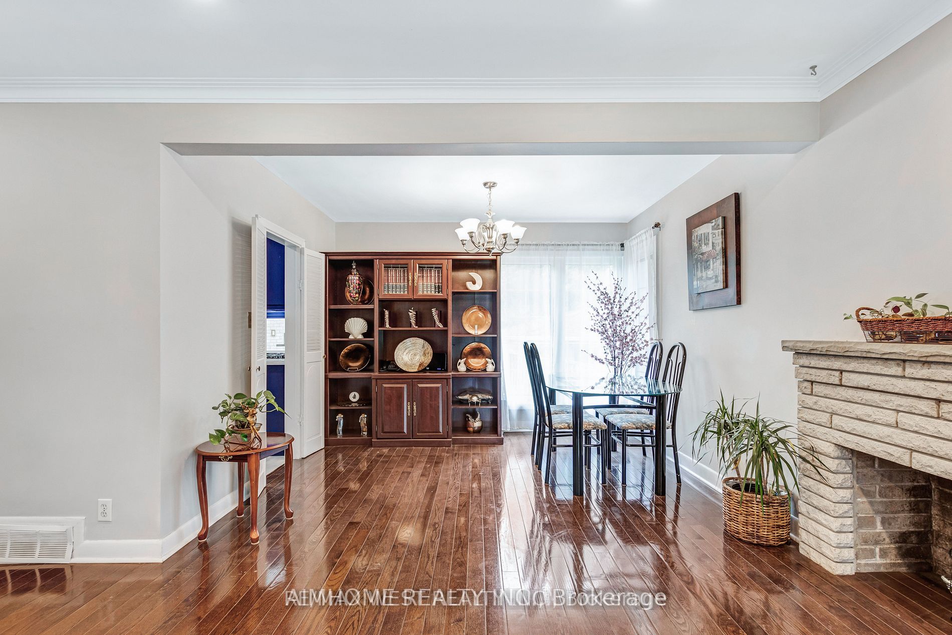 38 Heather Rd, #Main Fl