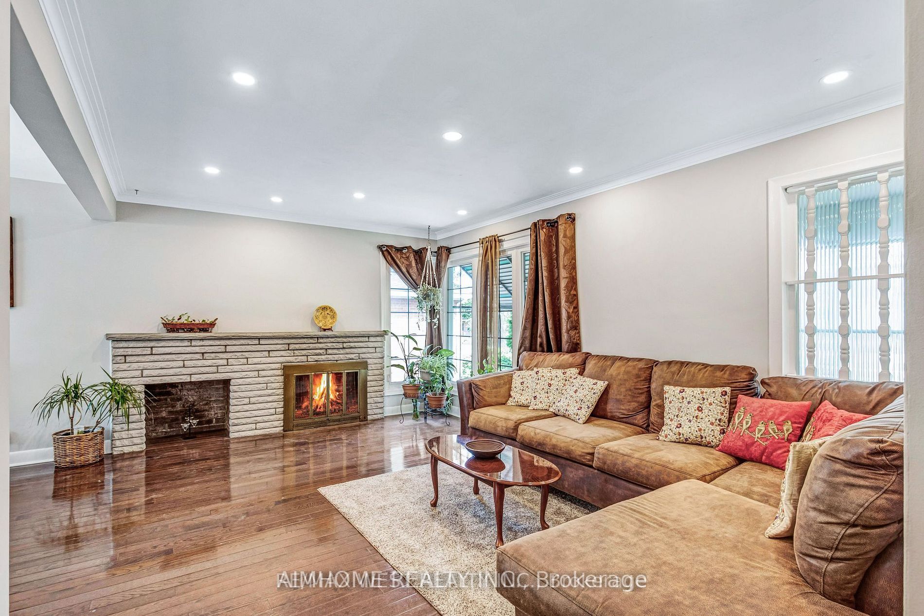 38 Heather Rd, #Main Fl