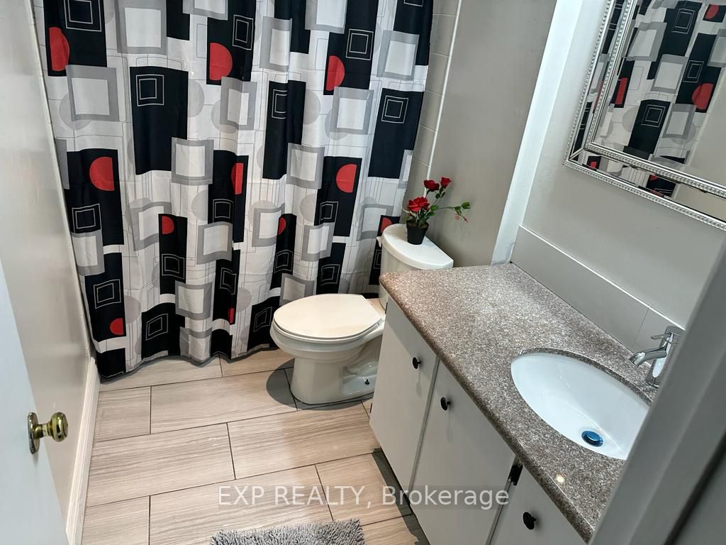 24 Grassmere Crt S