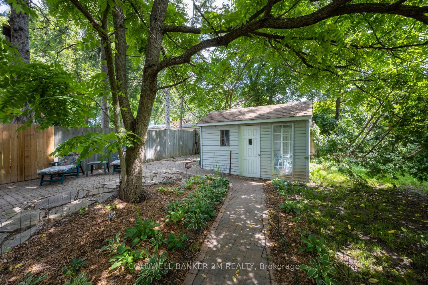 415 Henry St