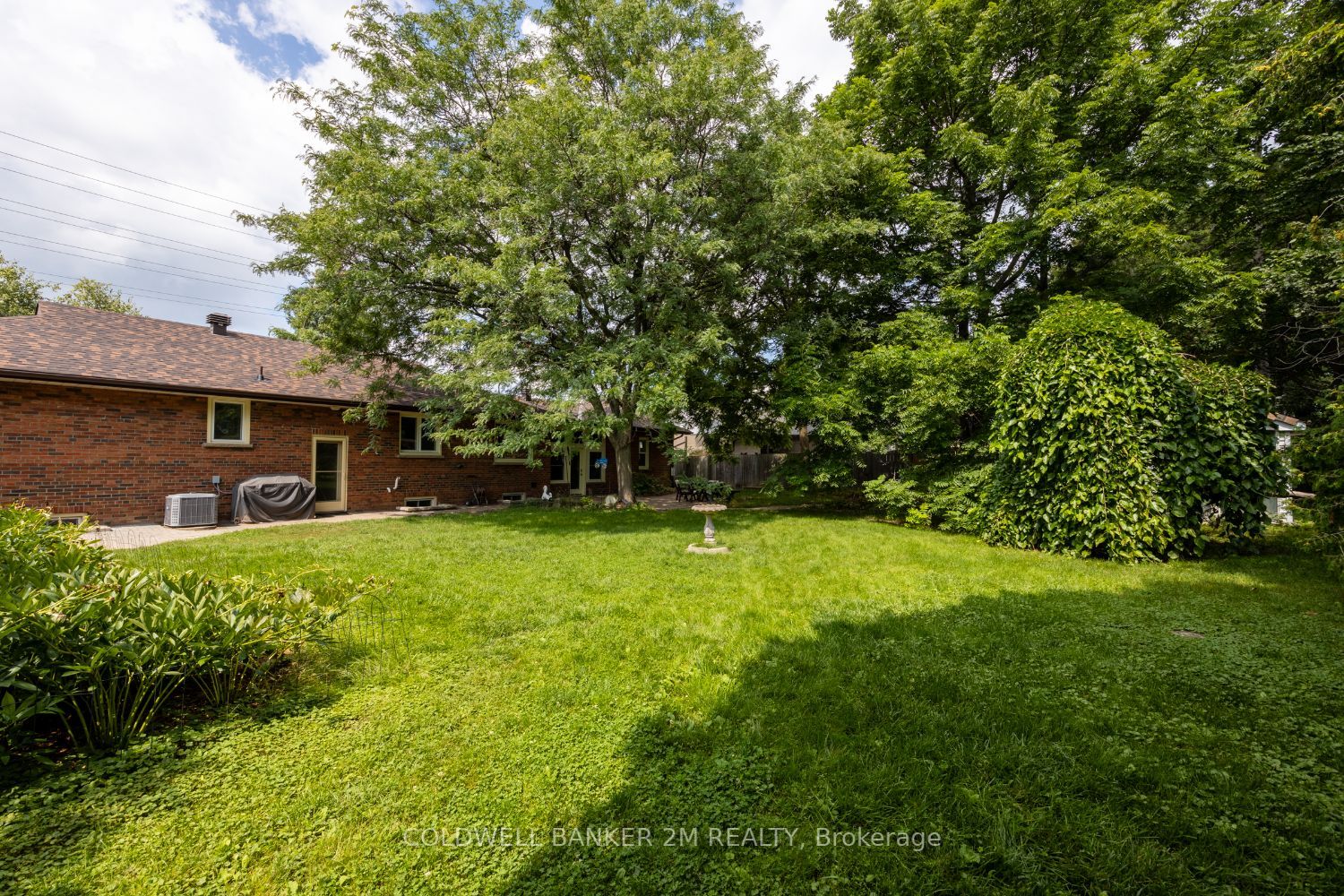 415 Henry St