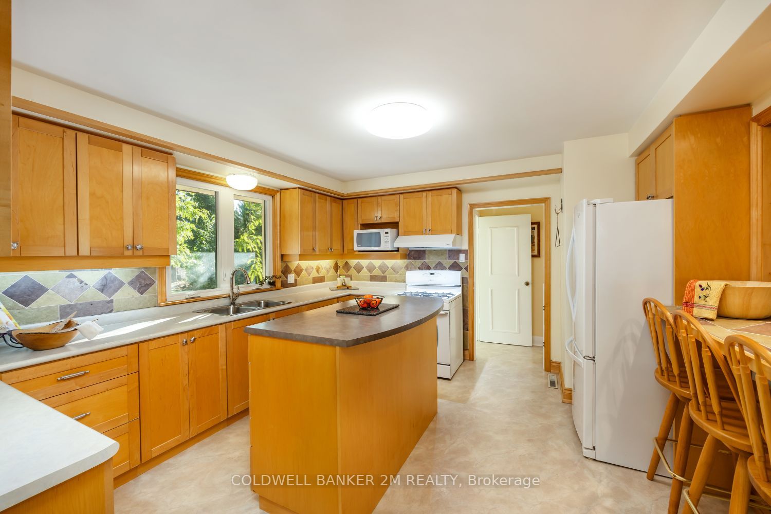 415 Henry St
