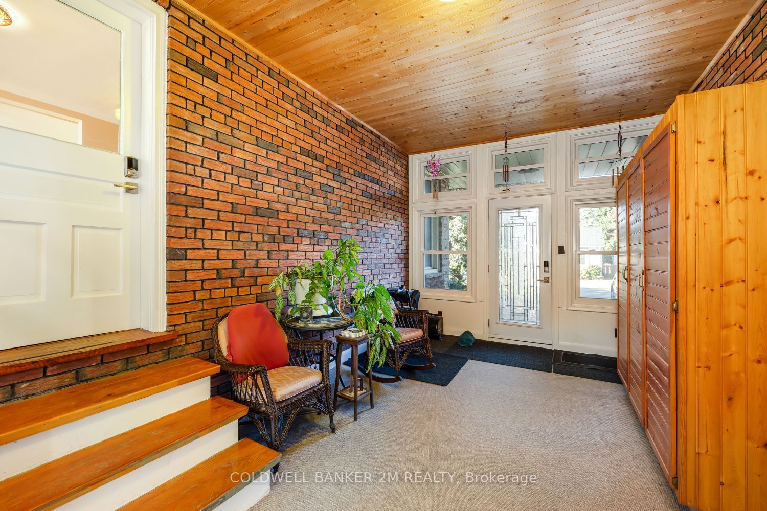 415 Henry St