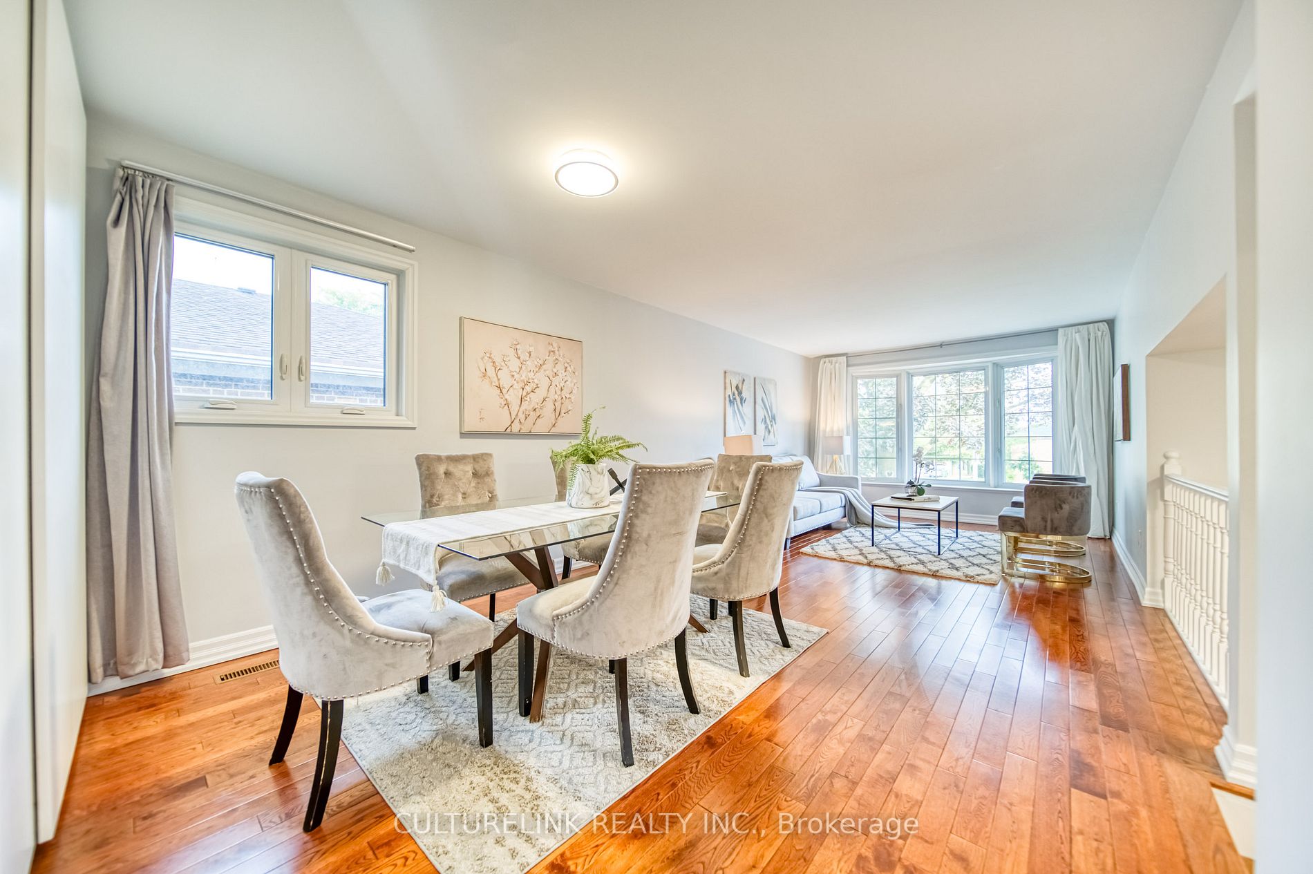 6 Blueberry Dr