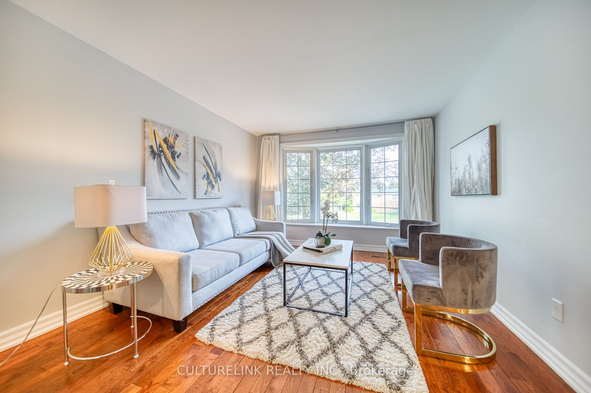6 Blueberry Dr