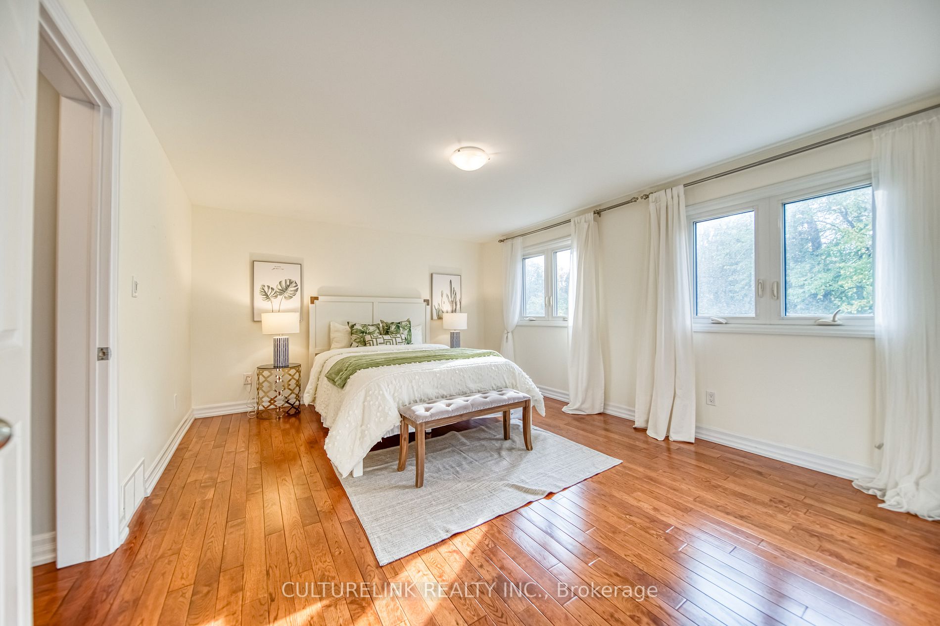 6 Blueberry Dr
