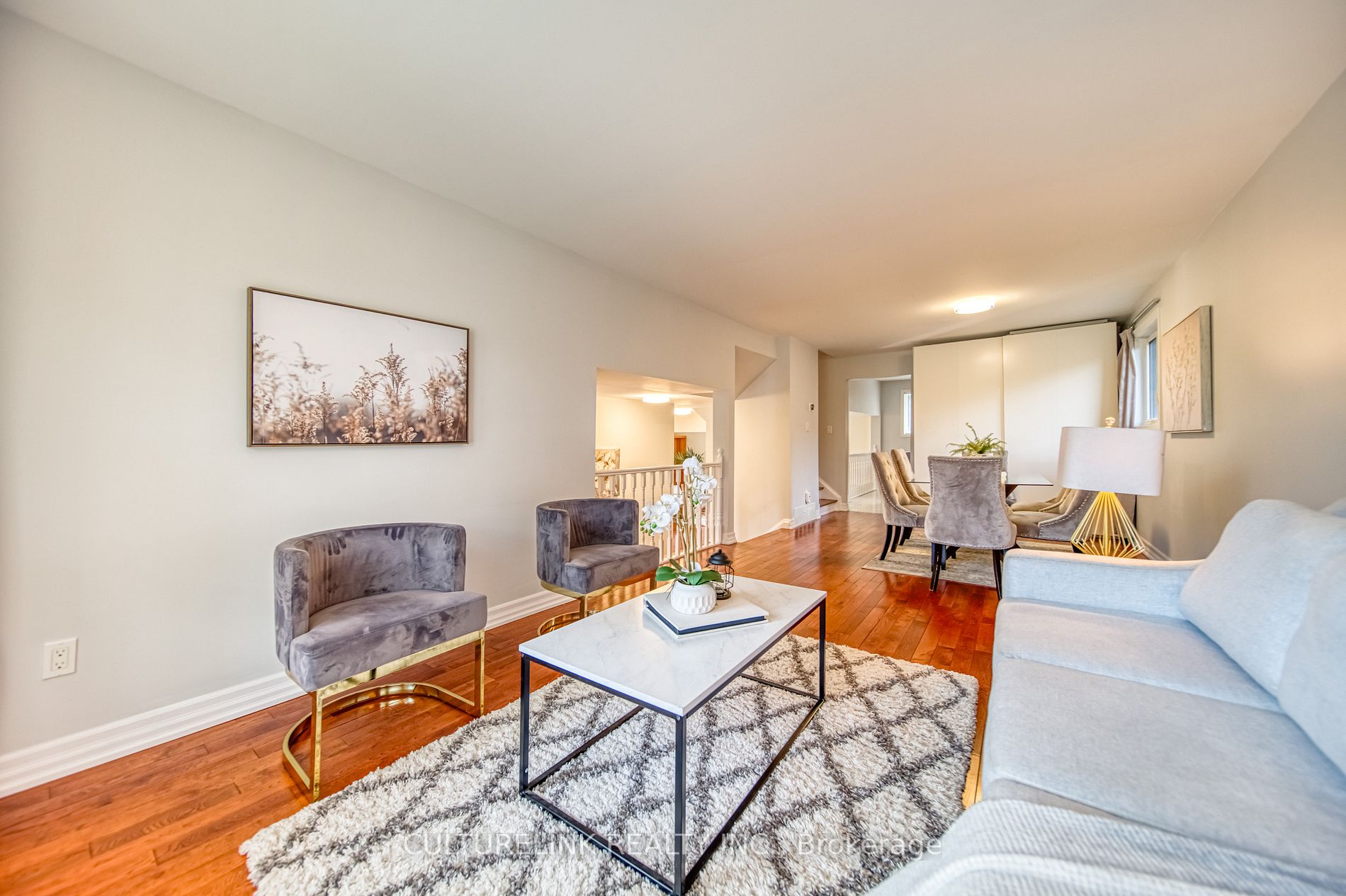 6 Blueberry Dr