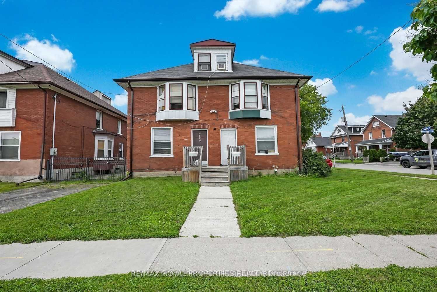 208-216 Division St