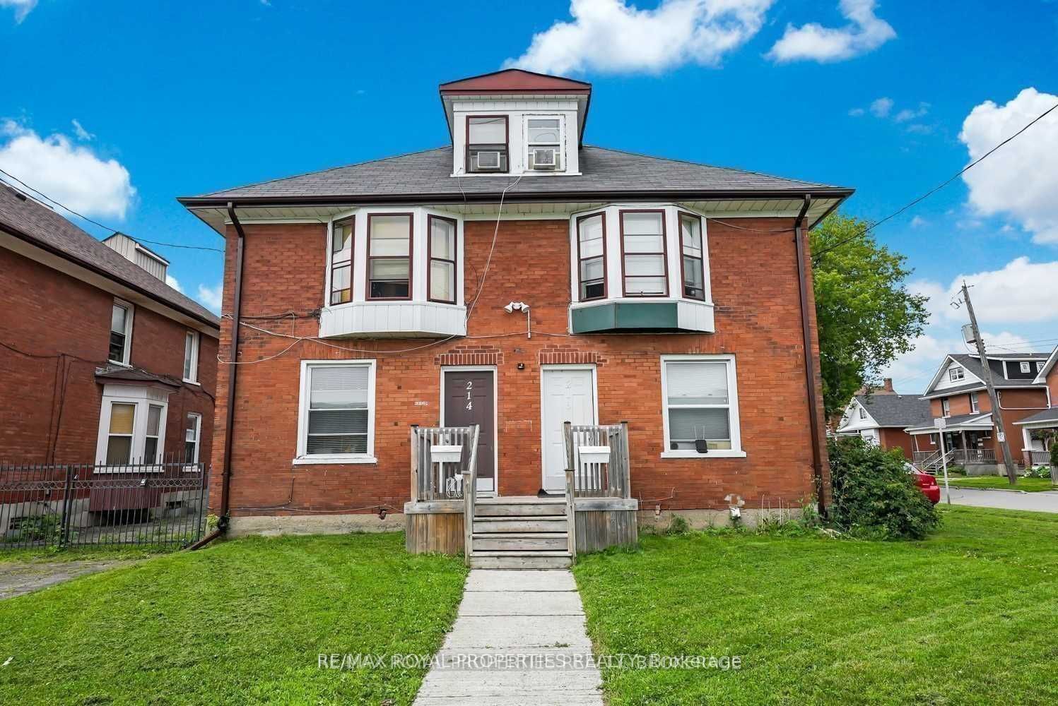 208-216 Division St