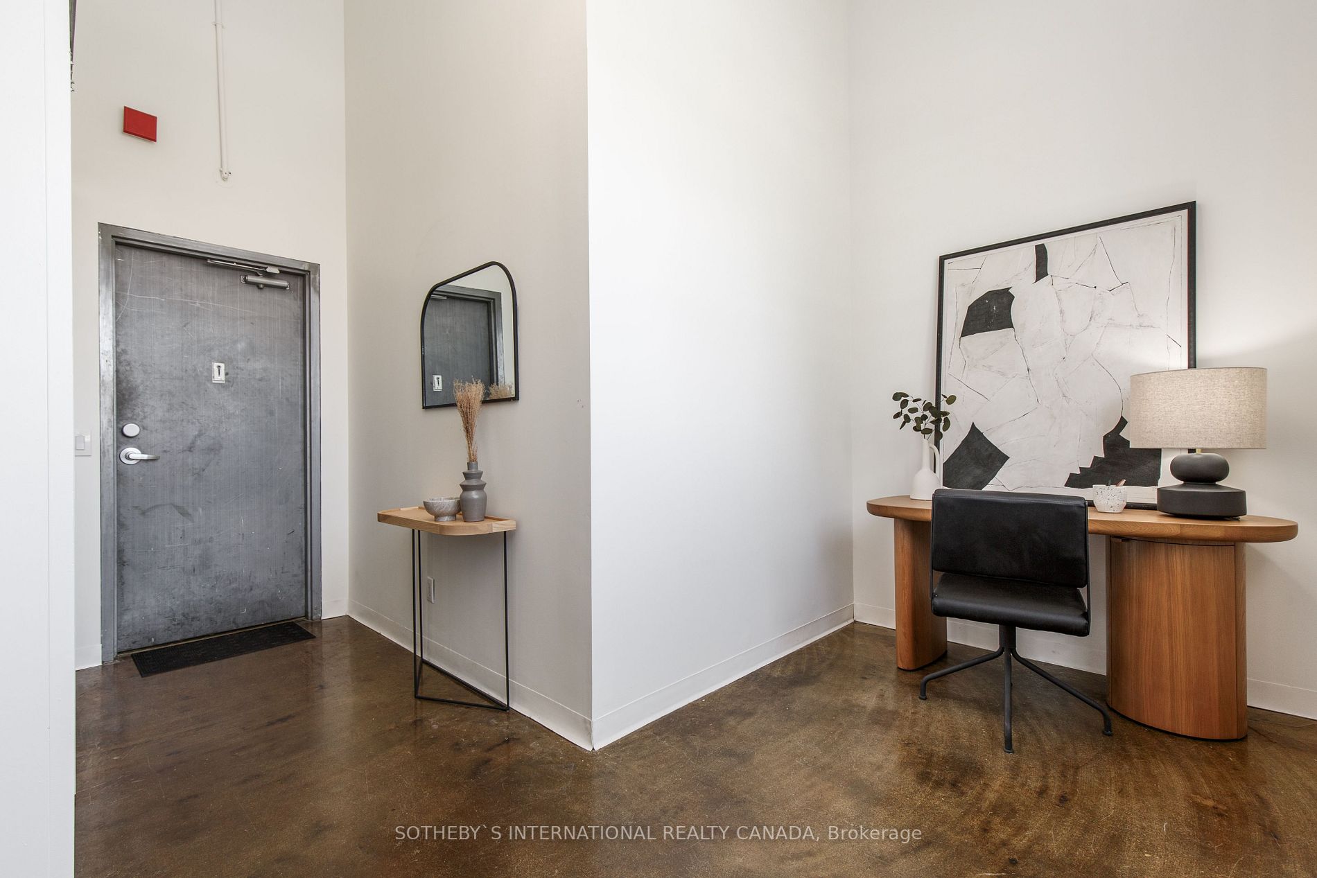 1173 Dundas St E, #216