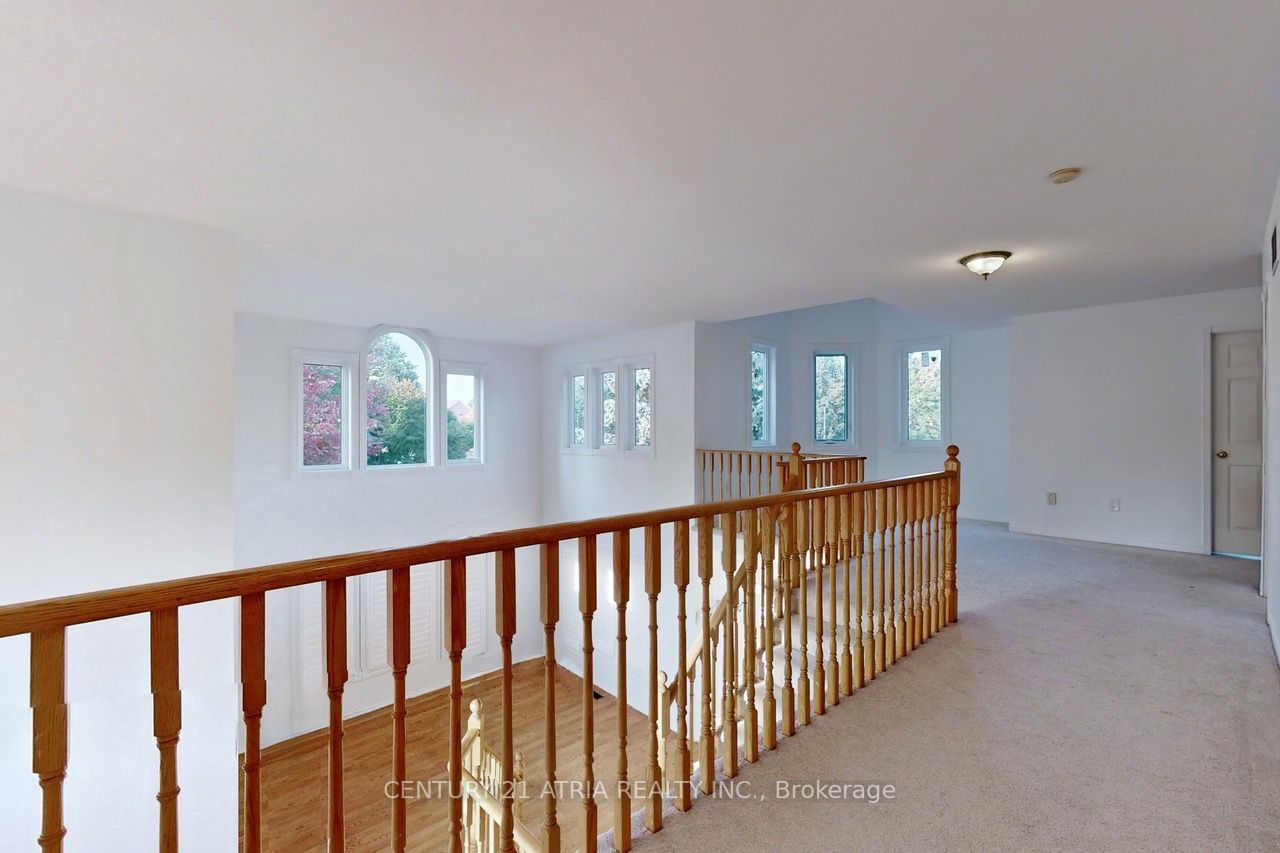 36 Watford St
