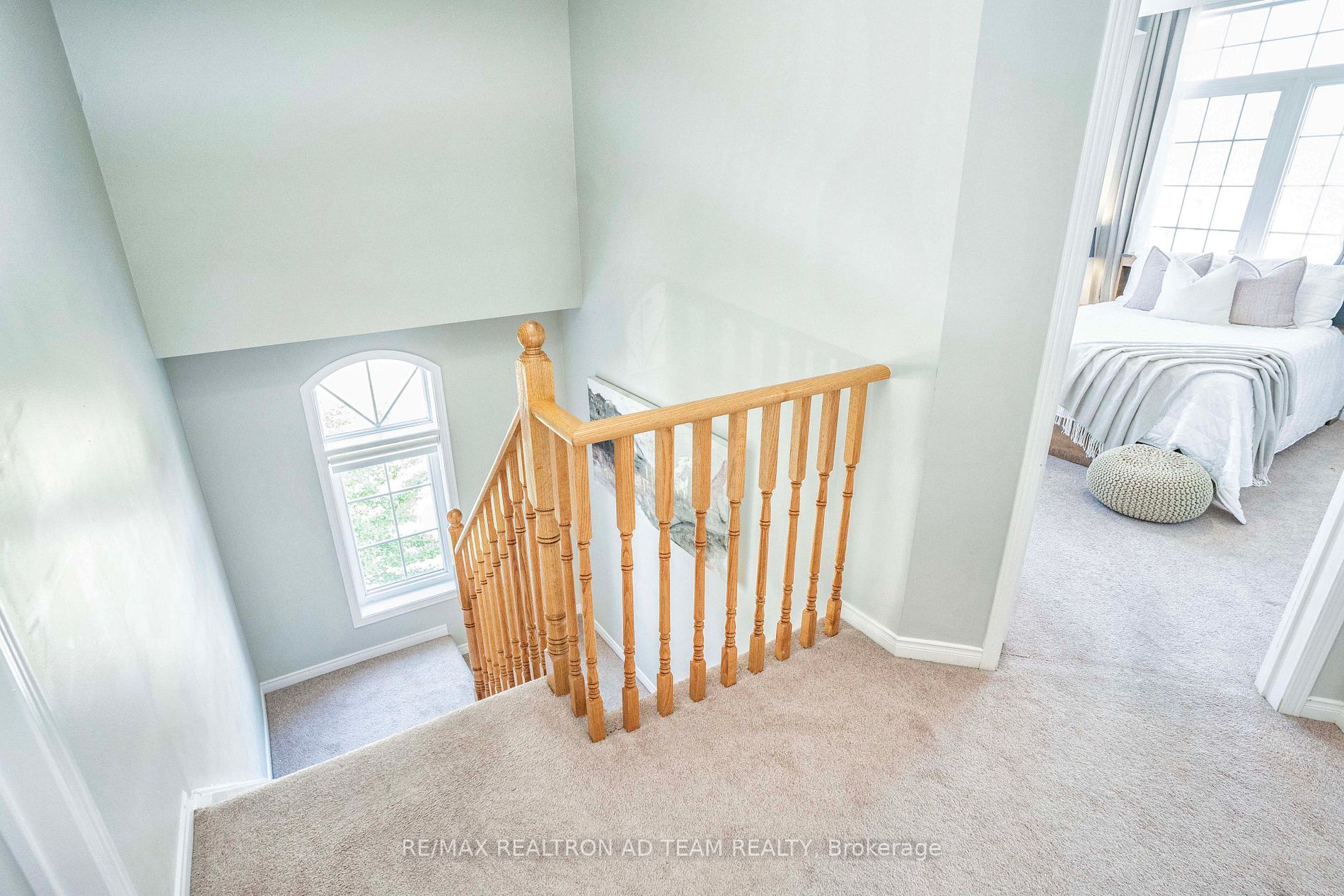 44 Silvester St