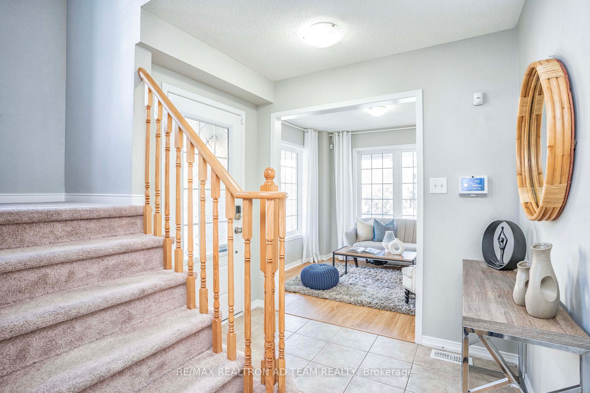 44 Silvester St