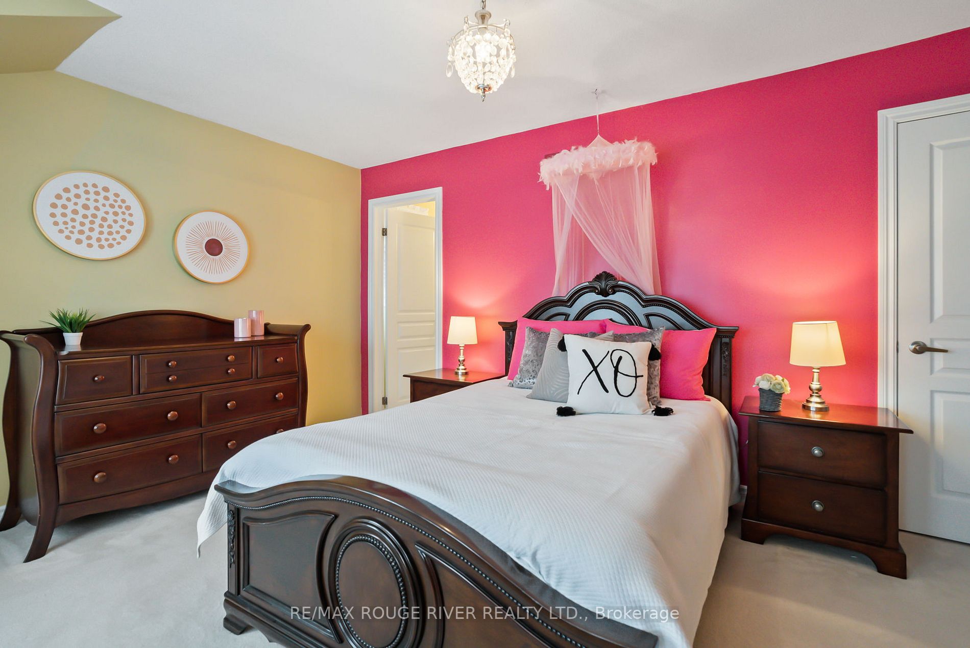 121 Rivers Edge Place