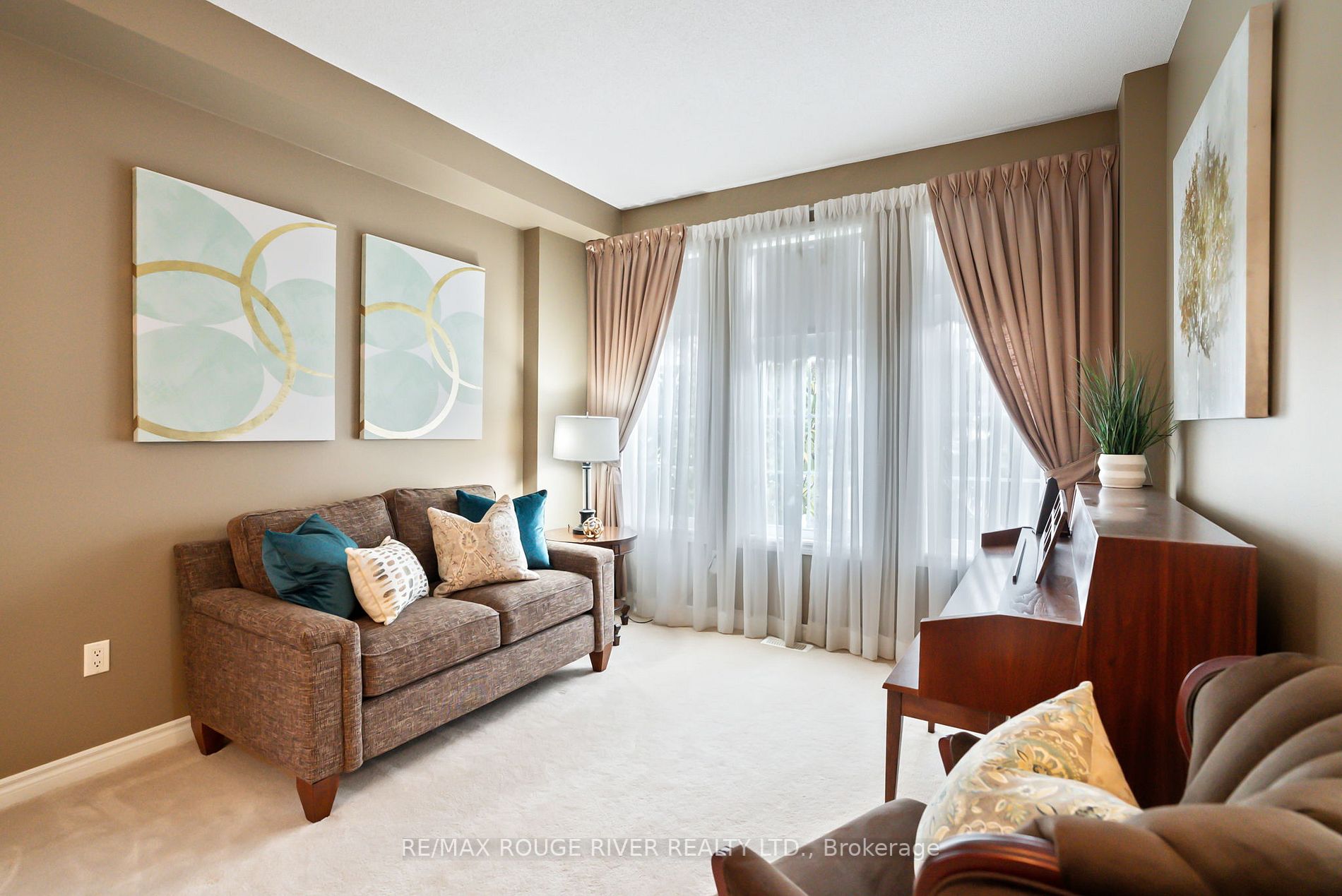121 Rivers Edge Place