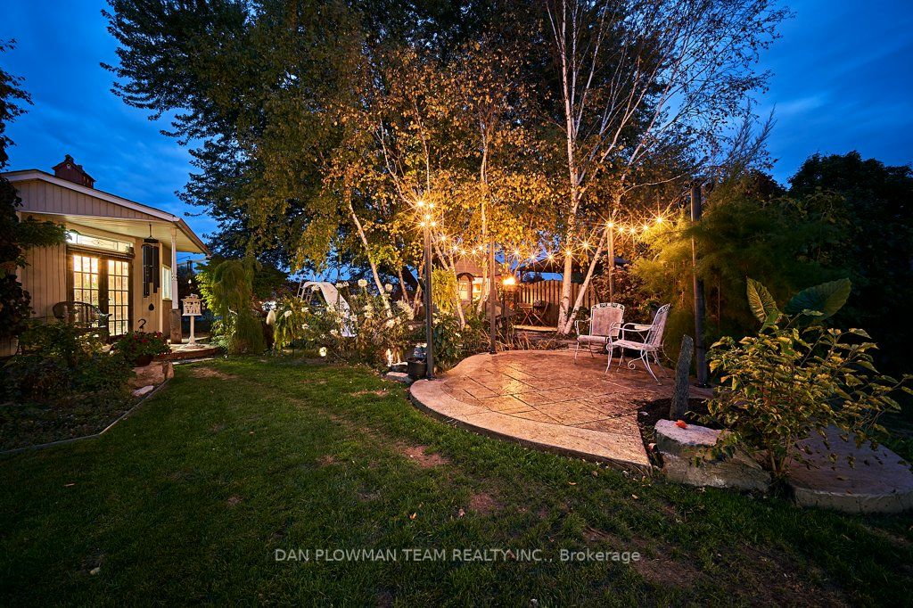 101 Meadowview Blvd
