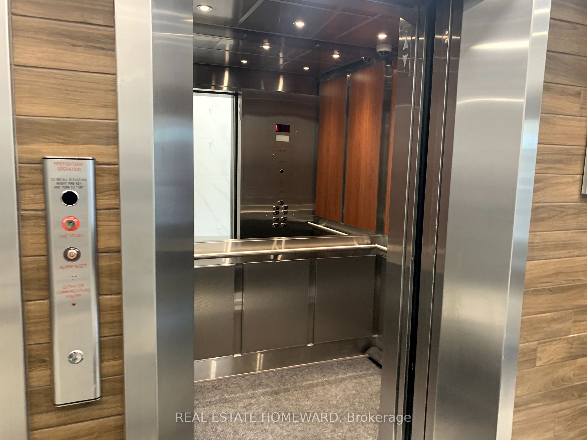 300 Coxwell Ave, #308