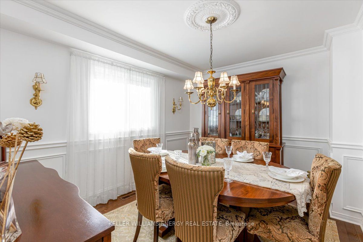 1507 Reesor Crt